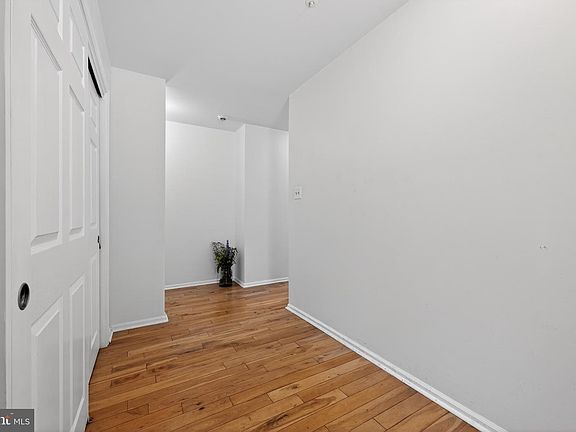 4th image of 112 Marple Rd