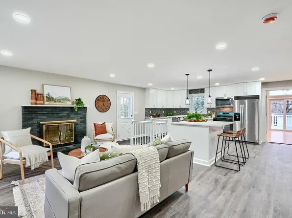 4410 Brittany Dr, Ellicott City, MD 21043