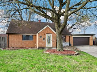 6925 Elder Ct, Bridgeview, IL 60455