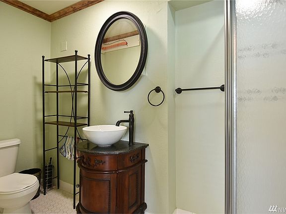 5th image of 2922 Hoyt Ave #1-15