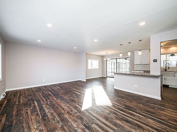 4th image of 4N580 Faireno Dr