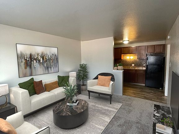 4th image of 3341 E Fountain Blvd #111