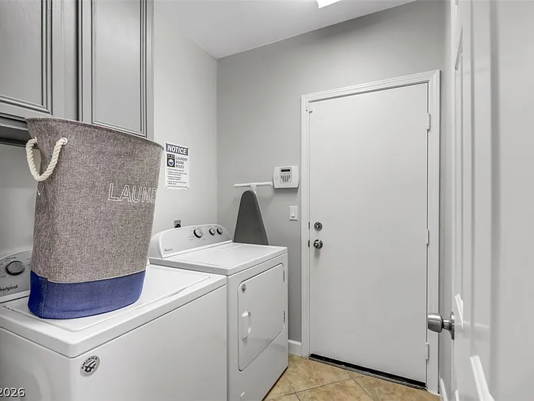 7855 Windward Rd — Photo 39