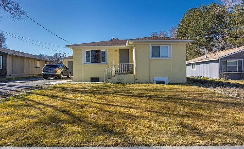 393 South 41st Avenue - 1 — Photo 1