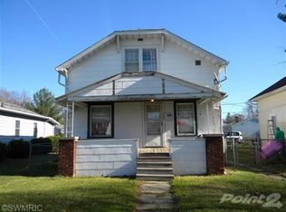 1009 N 13th St, Niles, MI 49120