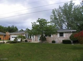 3561 Knox St, Saint Joseph, MI 49085