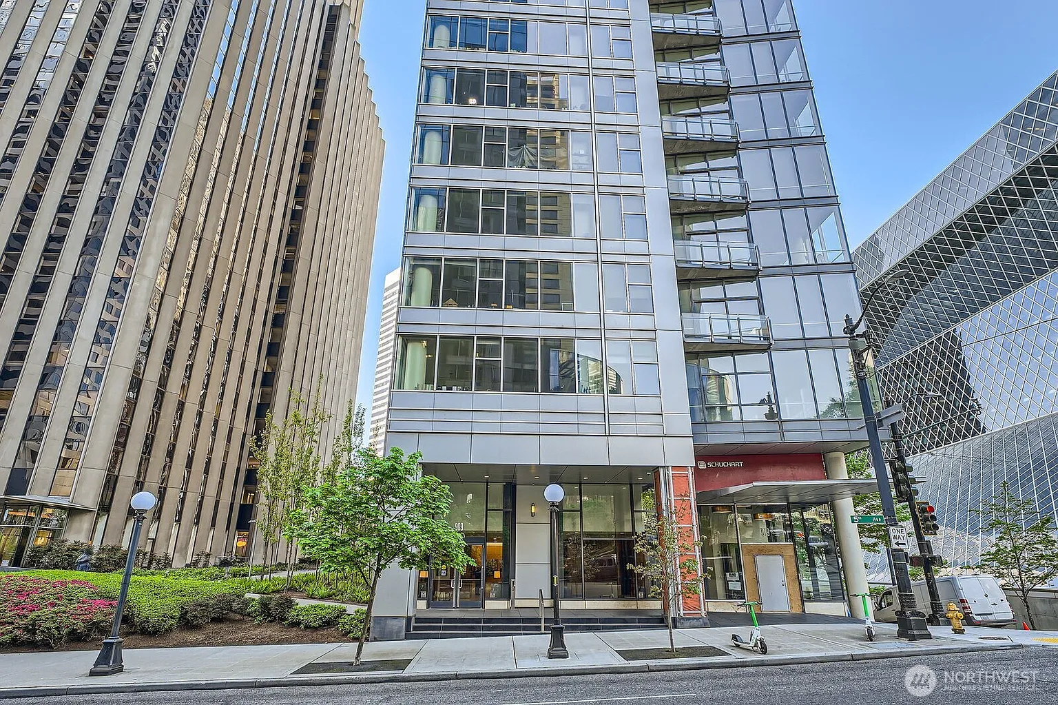 909 5th Avenue #701 photo 1