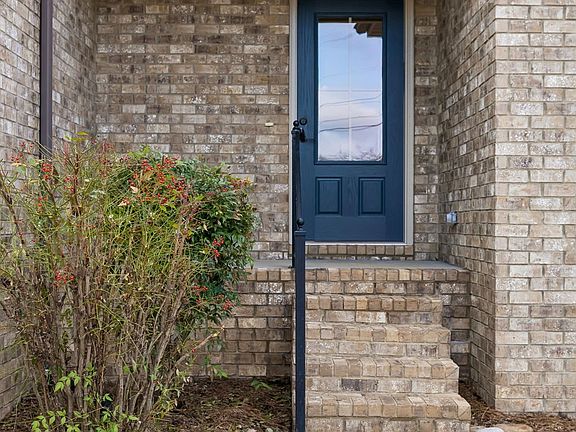 4th image of 601 Virginia Belle Dr