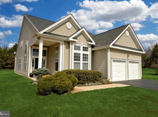 17 Pine Hill Ct, Dayton, NJ 08810