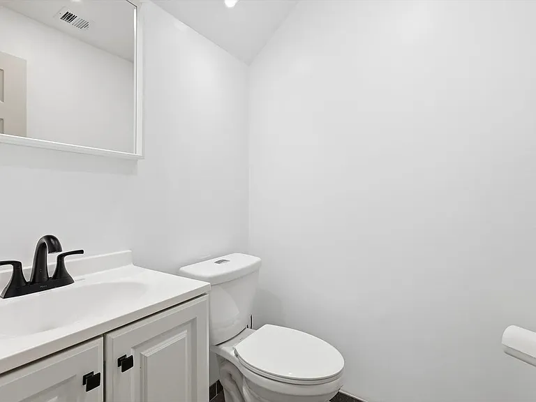 9829 Park Lane Ct — Photo 14