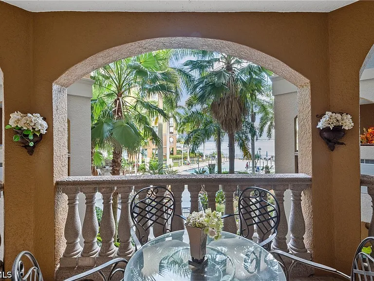 2825 Palm Beach Blvd #213 — Photo 10