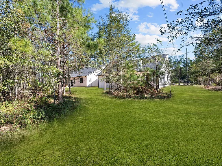 28407 Champion Oaks Dr — Photo 35