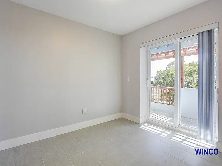 263 Ralston St — Photo 10