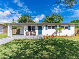 9511 Holiday Rd, Cutler Bay, FL 33157