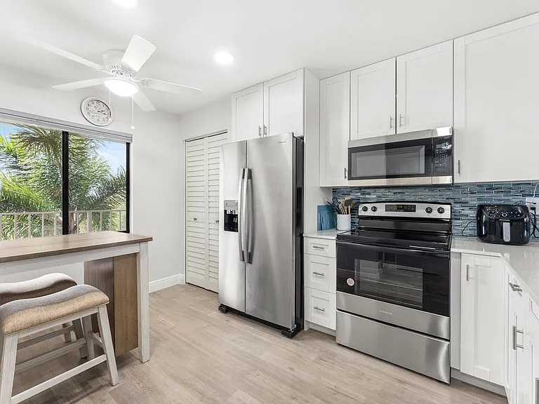 14500 Stirling Way #403 — Photo 6