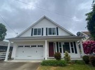 1501 Takena St SW, Albany, OR 97321