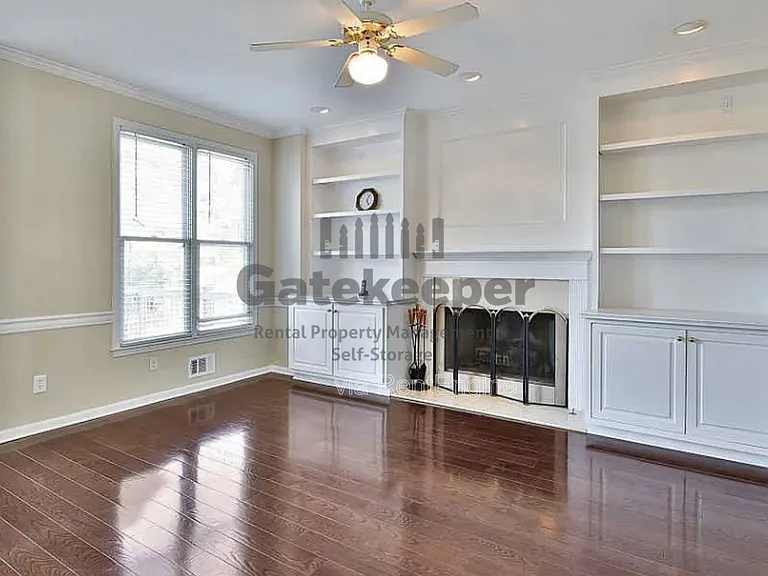 115 Hidden Lake Dr — Photo 13