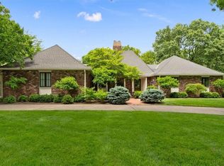 2210 W 69th Ter, Mission Hills, KS 66208