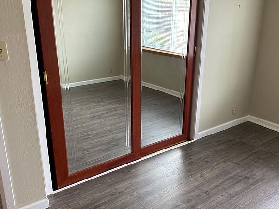 3rd image of 136 Cerro Dr