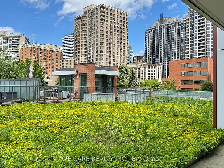 68 Canterbury Pl #311 — Photo 21