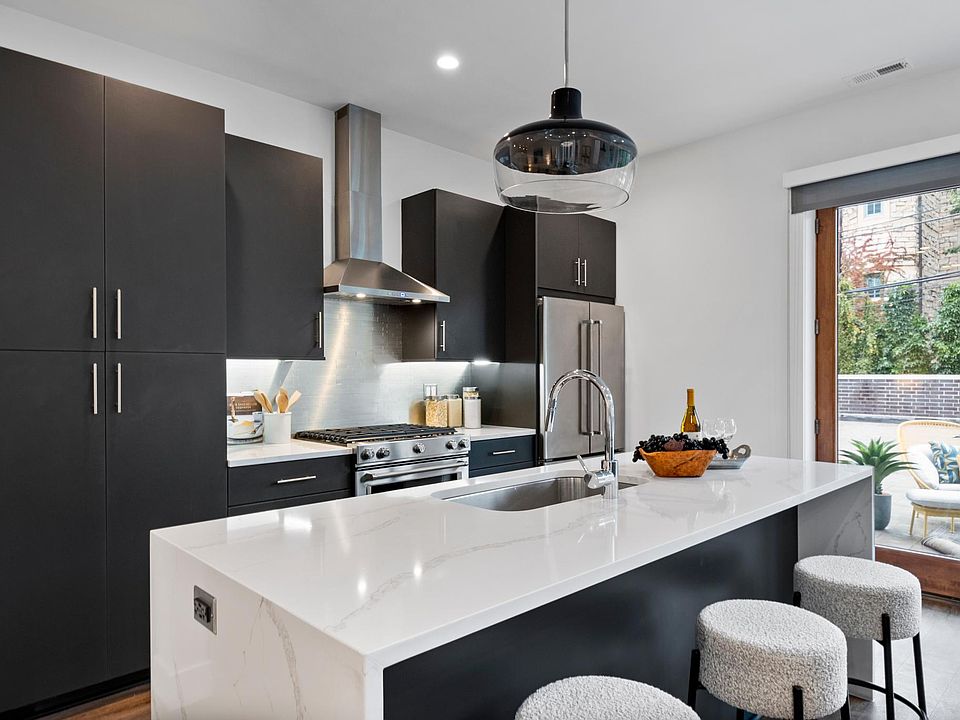 1st image of 1901 N Halsted St #1B