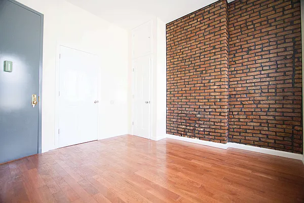 Rented by Nooklyn NYC LLC | media 7