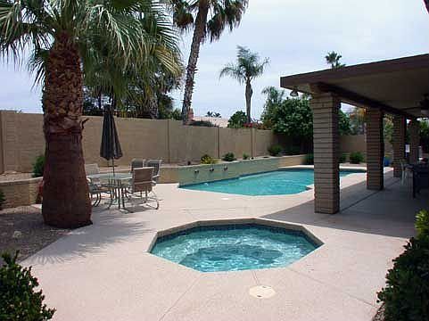 Refreshing play pool for those hot summer days
