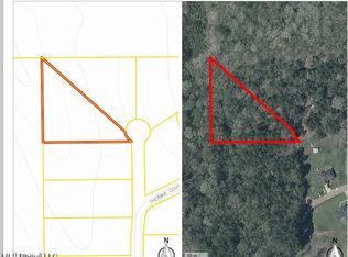 Thomas St, Grenada, MS 38901