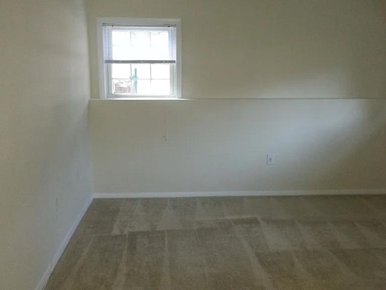 Plymouth Dr — Photo 10