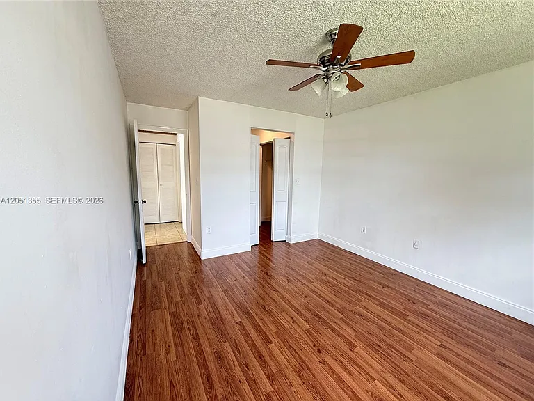 21393 NE 8th Ct #3 — Photo 19