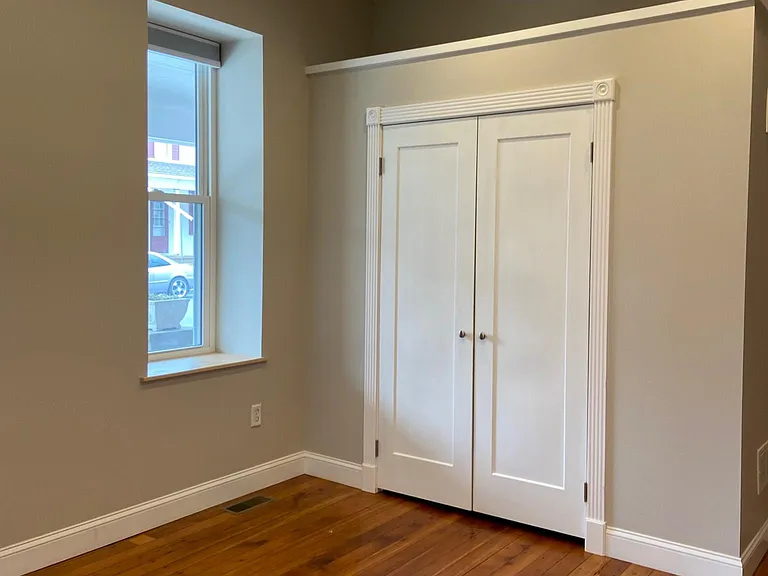 2nd room closet