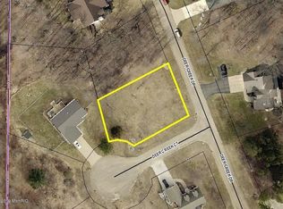 13528 Deer Creek Dr, South Haven, MI