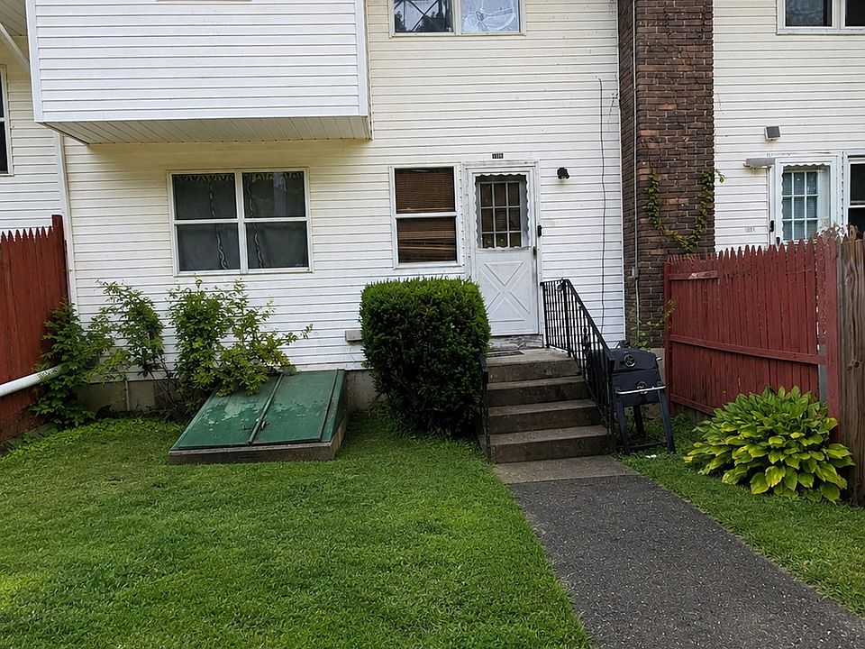 1st image of 119 Angel Drive #C