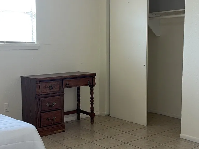 3510 Crestside Dr — Photo 19