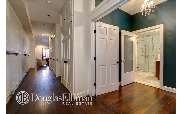 Rented by Douglas Elliman | media 19