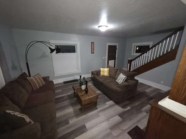 426 Highland Ave SW, Warren, OH 44485