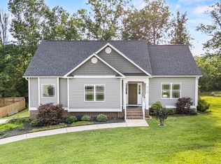 714 Ginger Lake Dr, Rock Spring, GA 30739