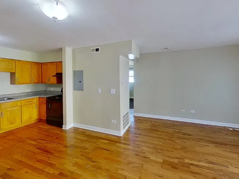 14036-50 S Tracy Ave — Photo 9