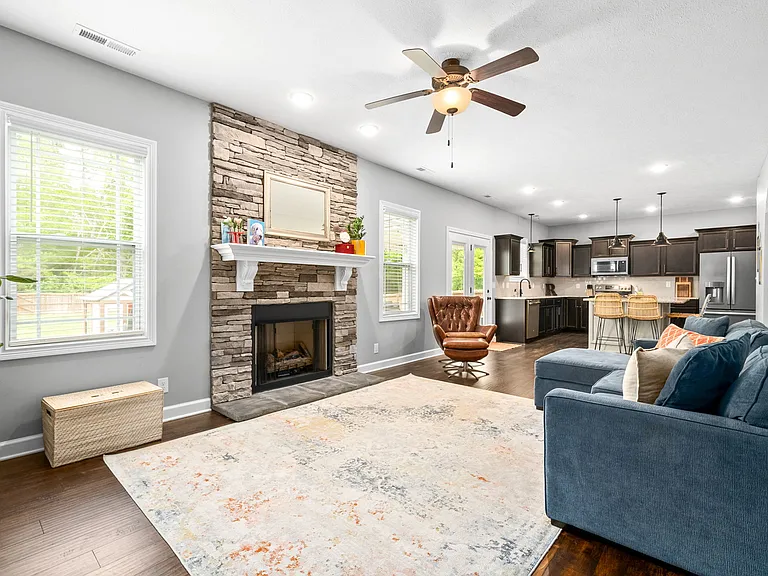 1607 Ellie Piper Cir — Photo 11