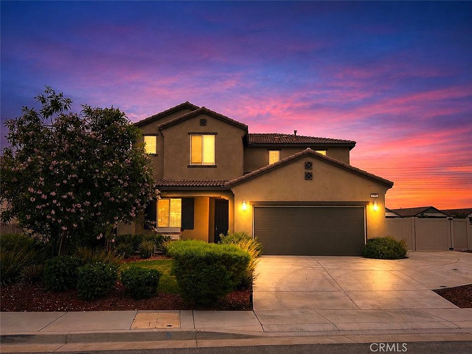 1st image of 1136 Poinsettia Cir