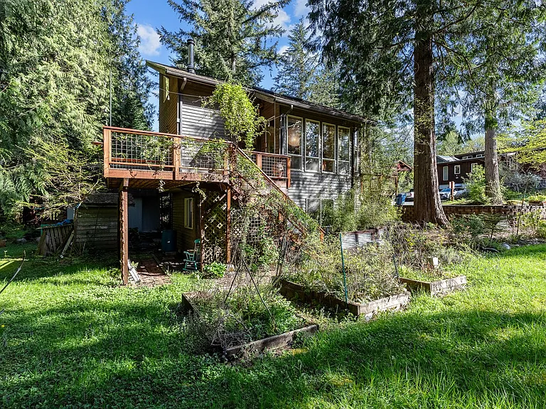 22030 E Lost Lake Rd — Photo 39