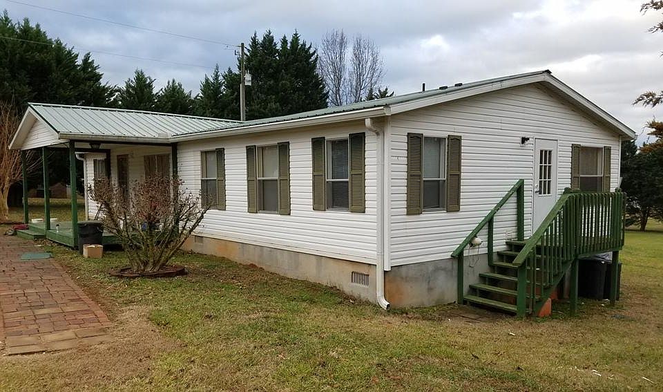 1st image of 23 Wendys Ln