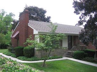 1007 Dale Dr, Pittsburgh, PA