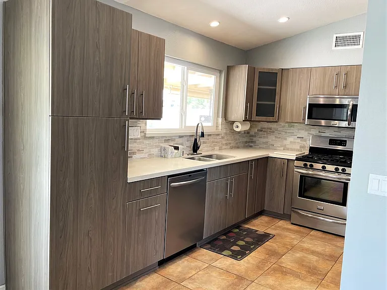 30399 Sterling Rd — Photo 16