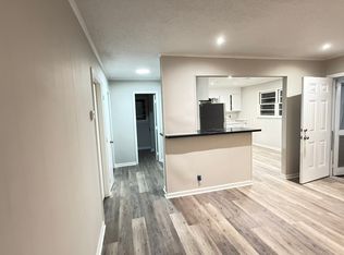 131 Heath St #133, Clinton, NC 28328