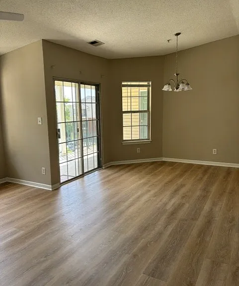 830 Brassie Ln — Photo 4