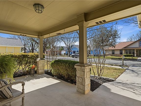 3rd image of 524 Jo Lynn Ln