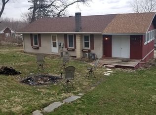 409 2nd St, Sparland, IL 61565