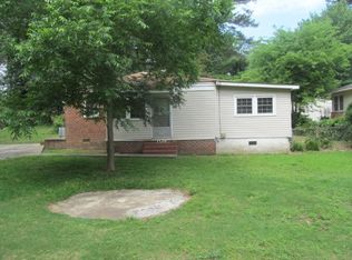 109 Evergreen St, Warner Robins, GA 31093