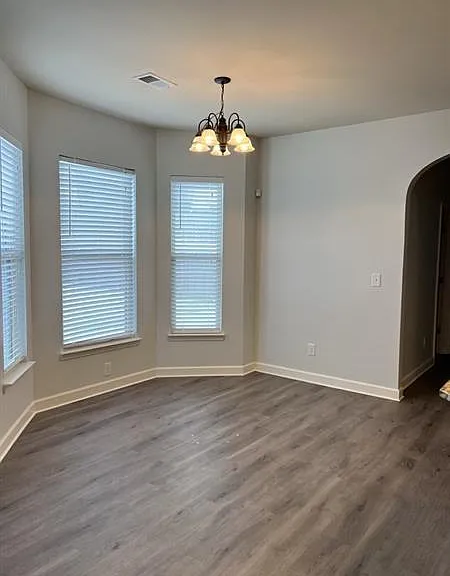 921 Prather Ct — Photo 13